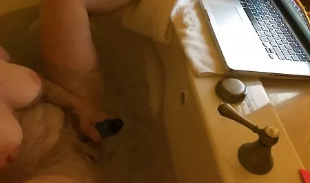 MILF سکسی فیلم سگسی الکسیس گرفتن خروس